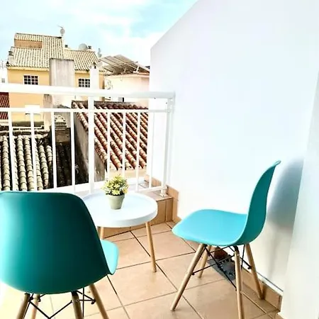 Bonito Centrico Y Cerca De La Playa En Fuengirolamalaga アパート フエンヒロラ