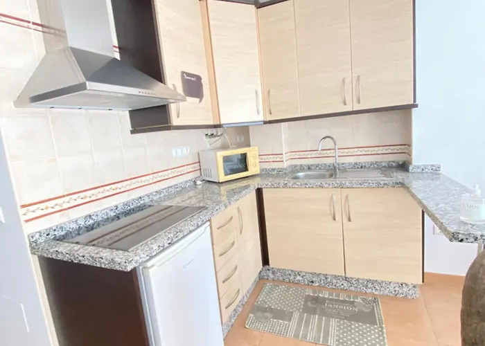 Bonito Centrico Y Cerca De La Playa En Fuengirolamalaga Apartman